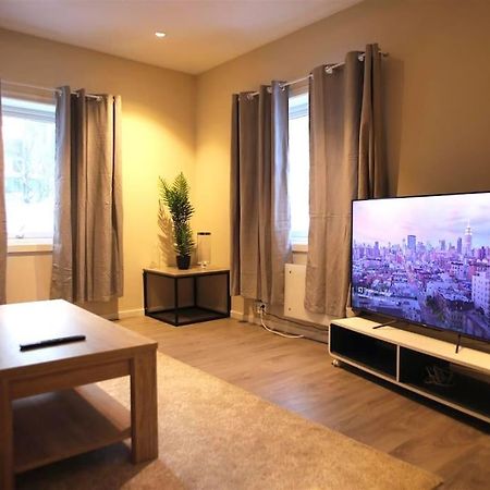 Sentral Leilighet Med 3 Soverom 하르스타드 외부 사진